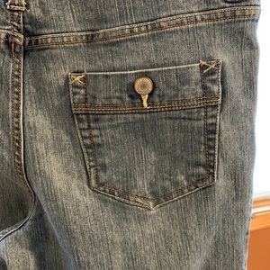 NWOT denim Capri